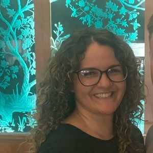 Meet your Posher, Julia